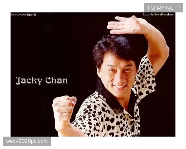 崔家溪训练日像隔壁大哥，朋友圈却全是豪宅名表，这反差真让人懵