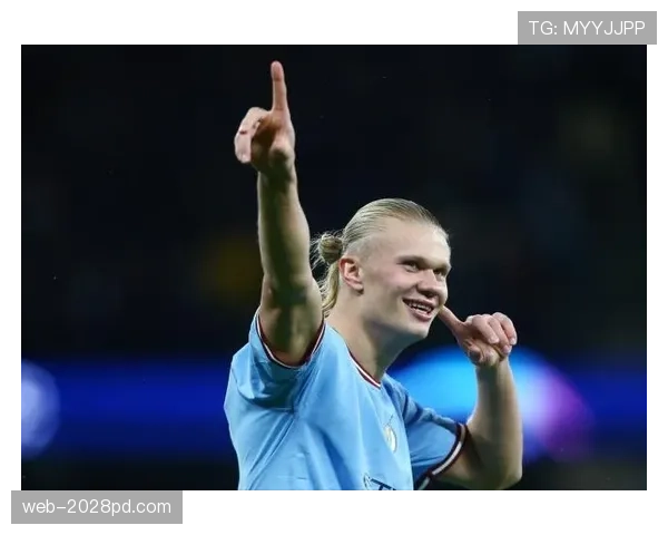 坎塞洛的边路驱动与哈兰德的中路终结：战术角色分化如何重塑进攻体系